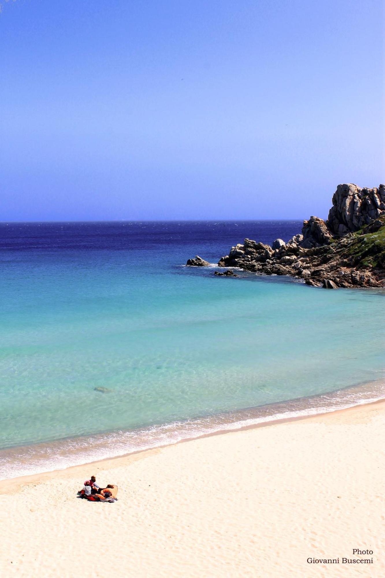 Hotel Sandalion Santa Teresa Gallura Buitenkant foto