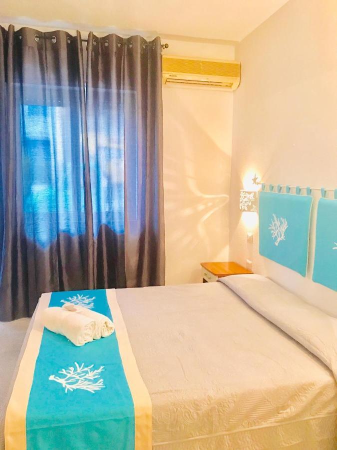 Hotel Sandalion Santa Teresa Gallura Buitenkant foto